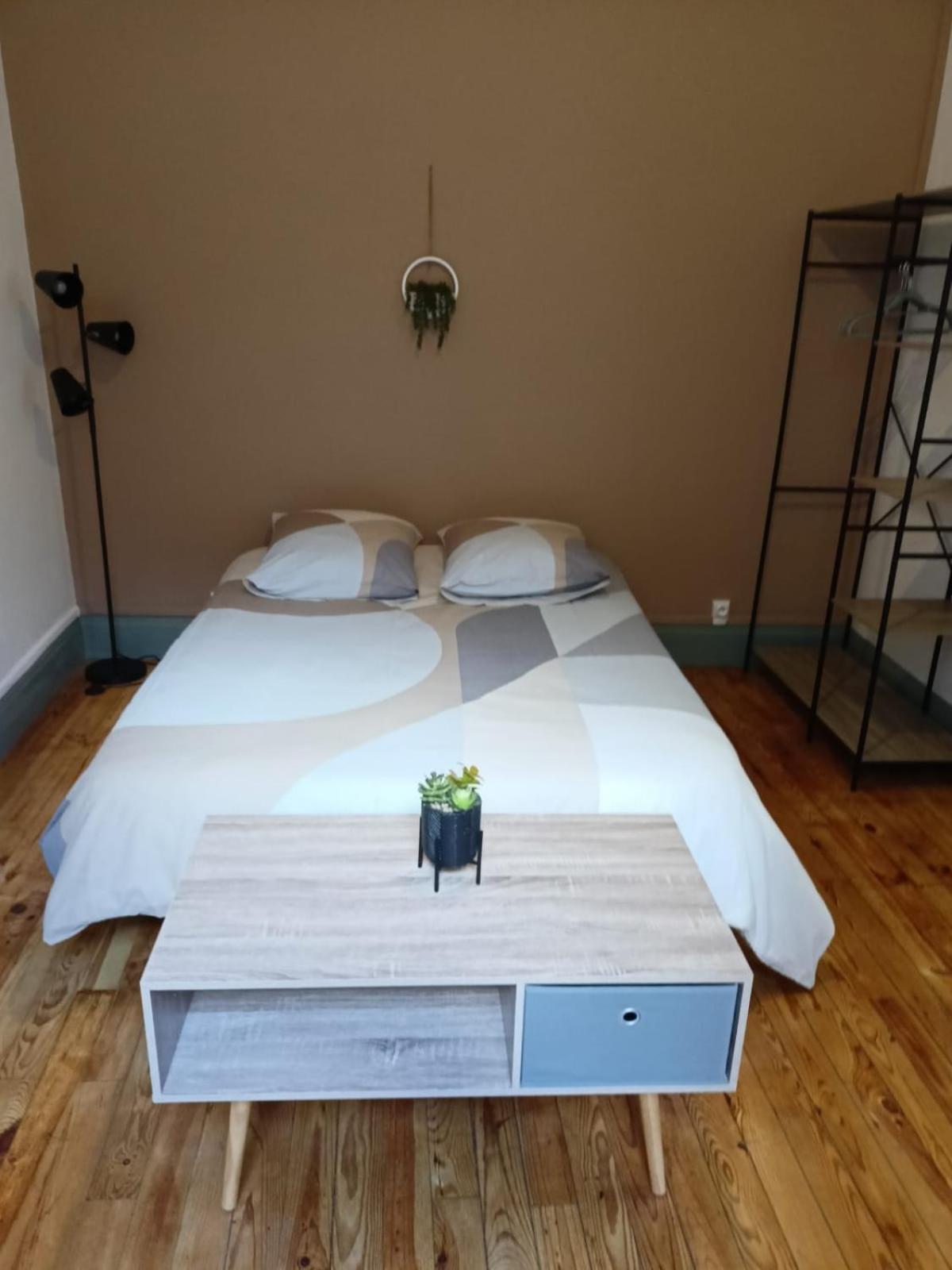 La Terrasse Zen Dacher - Superbe Appartement 30 M2 Tout Equipe Avec Terrasse Coeur Vichy Proche Gare Thermes Cures Экстерьер фото